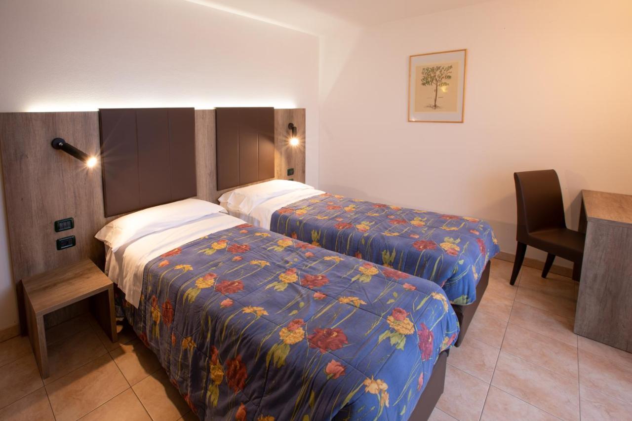 Residence Meridiana Andalo Luaran gambar