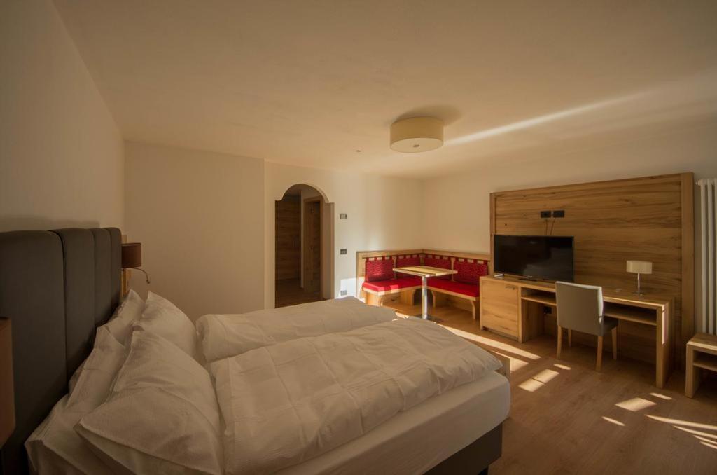 Residence Meridiana Andalo Luaran gambar