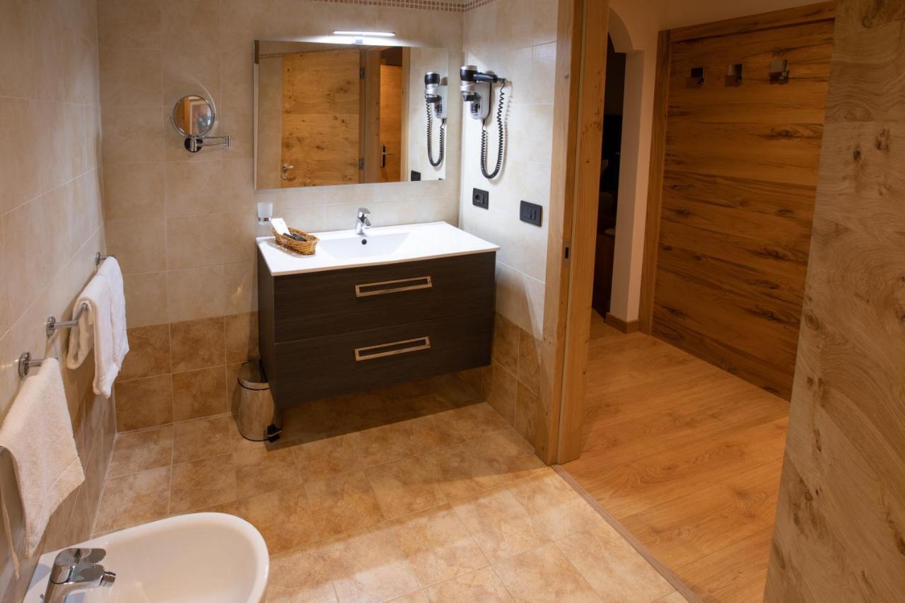 Residence Meridiana Andalo Luaran gambar