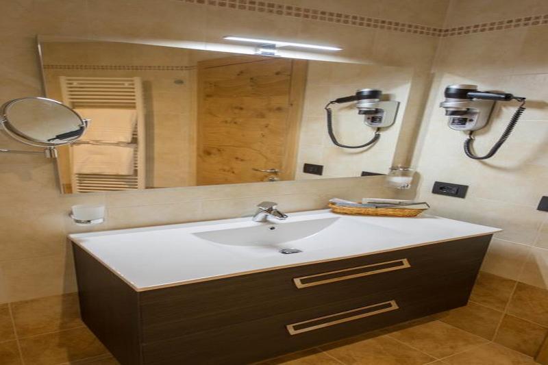 Residence Meridiana Andalo Luaran gambar