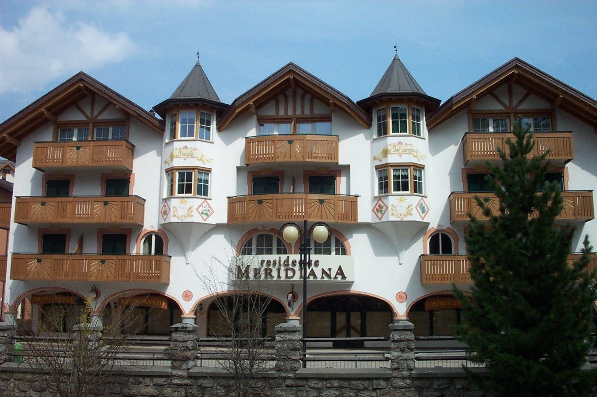Residence Meridiana Andalo Luaran gambar
